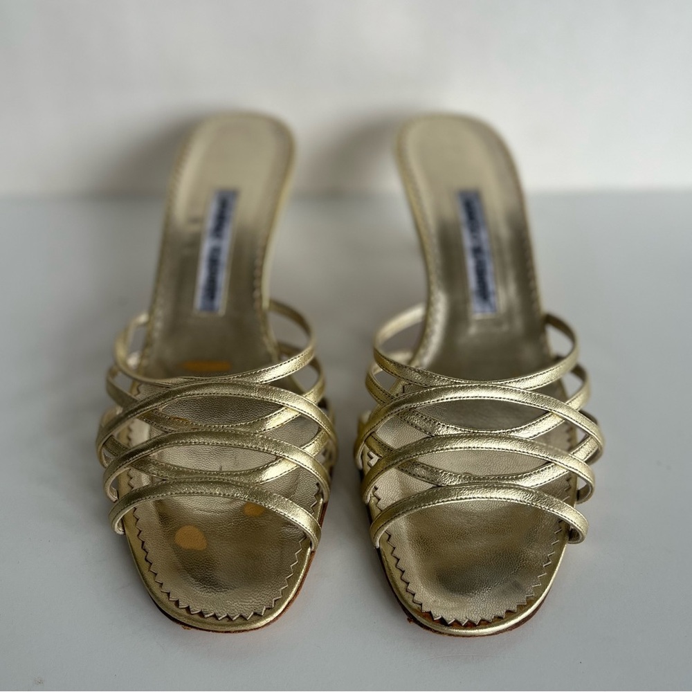 Manolo Blahnik Gold Kitten Heels